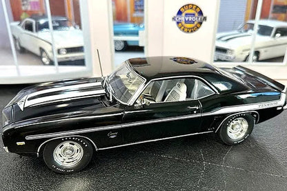1969 Yenko Camaro, Black (Limitée à 199 unité-Limited to 199 units)