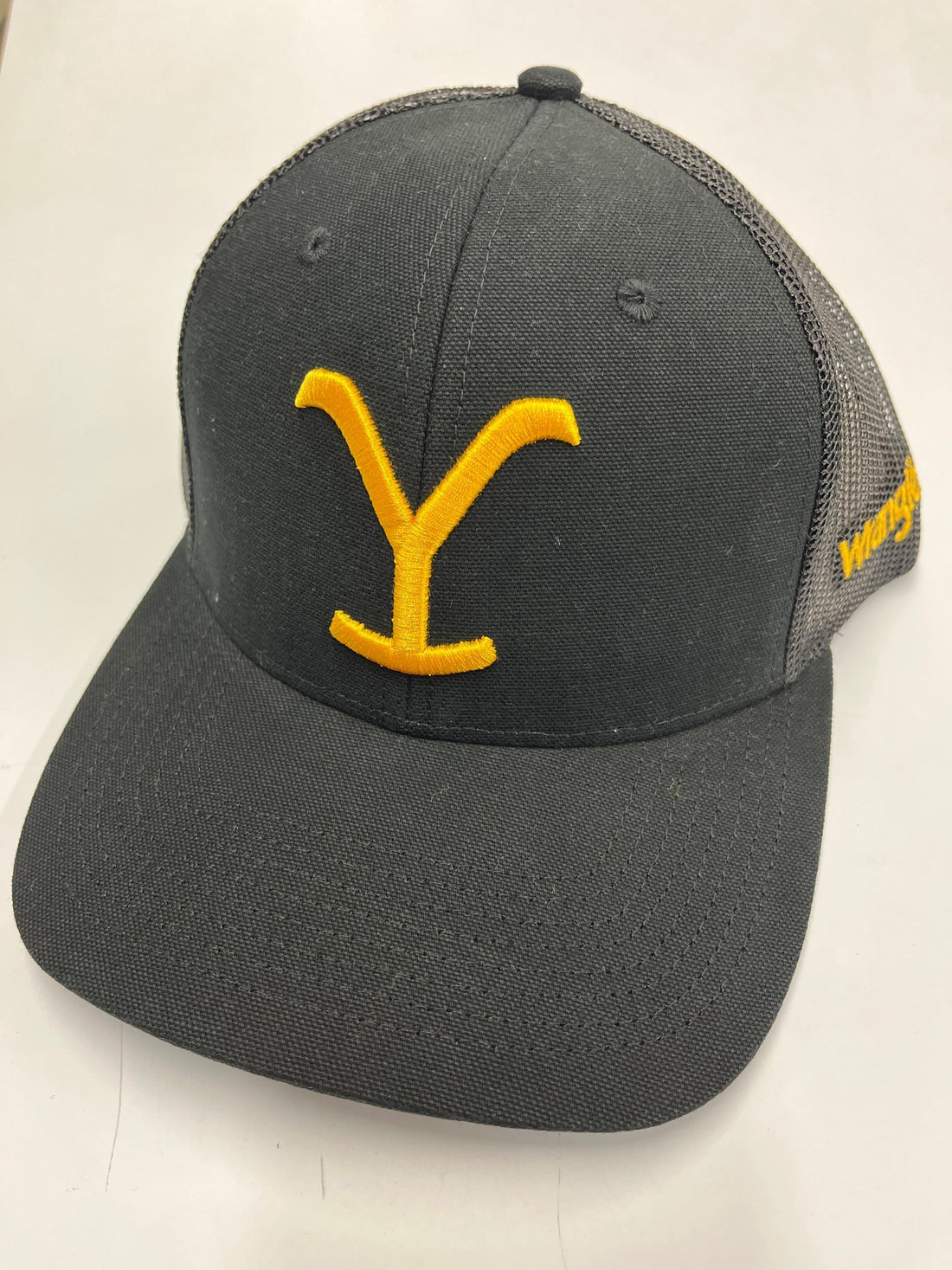 Wrangler Yellowstone Branding Iron Classic Black Gold Cap