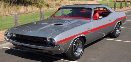 1970 Challenger Convertible R/T, Silver/Red Stripe (Limitée à 72 unités-Limited to 72 units)