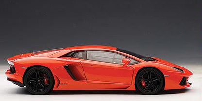 Lamborghini Aventador LP700-4
