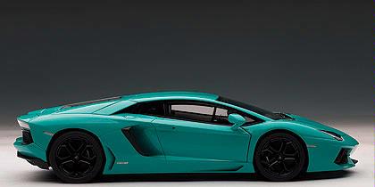 Lamborghini Aventador LP700-4