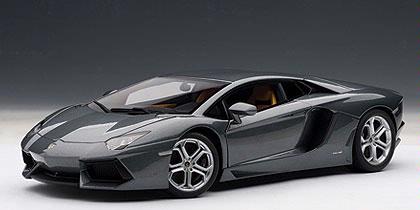 Lamborghini Aventador LP700-4