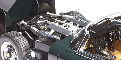 Jaguar E-Type Roadster Series III V12