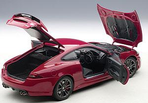 Jaguar XKR-S Italian red