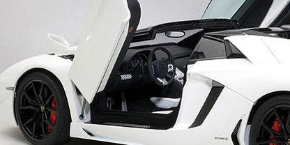 Lamborghini Aventador LP700-4 Roadster