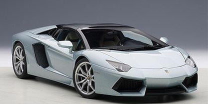 Lamborghini Aventador LP700-4 Roadster