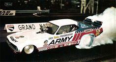 Plymouth Cuda 1973 Don Prudhomme "Army" Funny Car