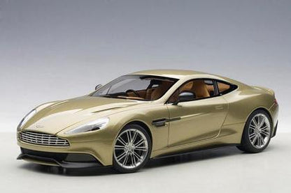 ASTON MARTIN VANQUISH 2015