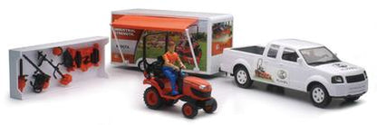 Pickup with closed trailer and grass tractor Kubota 1:20