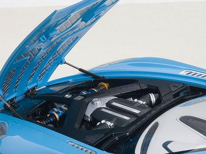 Aston-Martin ONE-77