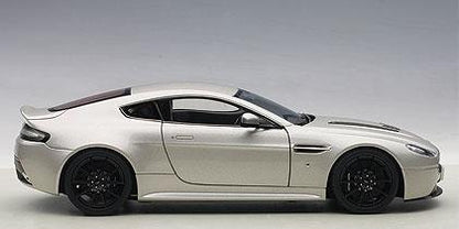 ASTON MARTIN V12 VANTAGE S 2015
