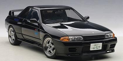 ミニカー Skyline GT-R (R32) Initial D AUTOart Amazon | AUTOart 1/18 日産 スカイライン GT-R (R32) V-Spec II