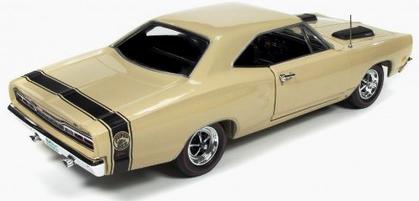 Dodge Super Bee 1969 (Inclus réplique 1:64)