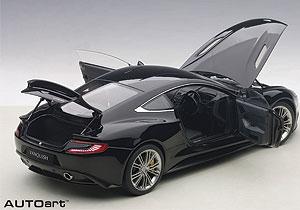 ASTON MARTIN VANQUISH 2015