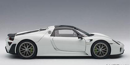Porsche 918 Spyder "Weissach Package" 