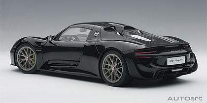 Porsche 918 Spyder "Weissach Package" 