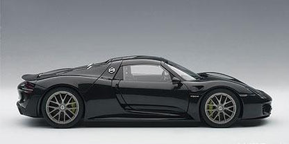 Porsche 918 Spyder "Weissach Package" 