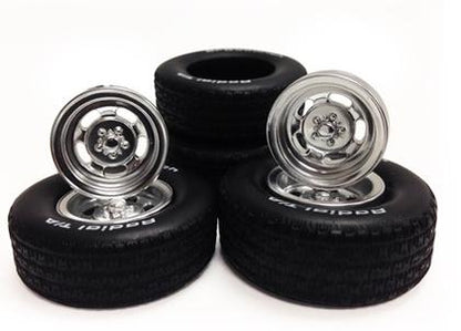 AUTO WORLD SLOT MAG WHEEL PACK 1:18 