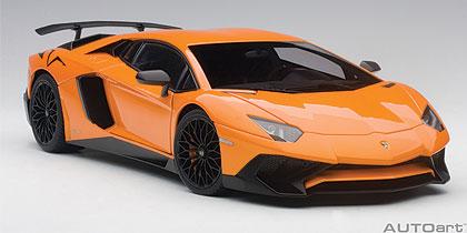LAMBORGHINI AVENTADOR LP750-4 SV