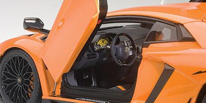 LAMBORGHINI AVENTADOR LP750-4 SV