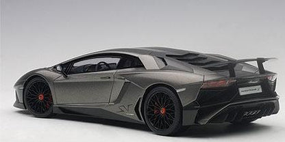 LAMBORGHINI AVENTADOR LP750-4 SV