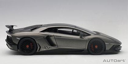 LAMBORGHINI AVENTADOR LP750-4 SV