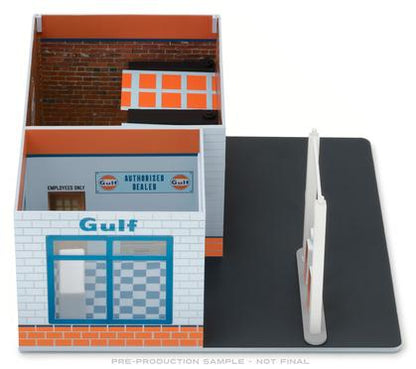 &quot;Gulf Oil&quot; Vintage Gas Station Diorama 