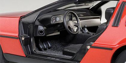 DELOREAN DMC-12