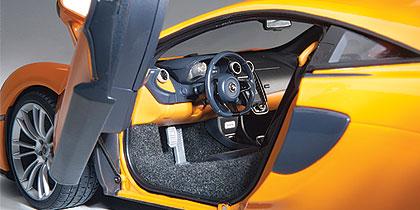 McLAREN 570S