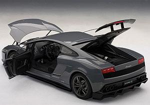 LAMBORGHINI GALLARDO LP570-4 SUPERLEGGERA