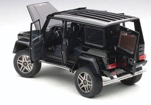 MERCEDES-BENZ G500 4X4 2