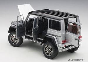 MERCEDES-BENZ G500 4X4 2