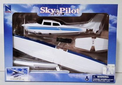 Cessna 172 Skyhawk Float Plane (Hydravion)