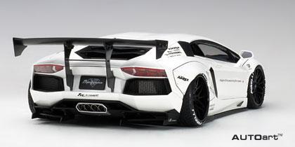 Lamborghini Aventador "Liberty Walk LB-Works"