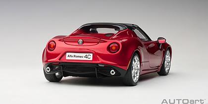 AUTOart 1/18 Alfa Romeo 4C - Blanche - Die-cast Métal - Collection