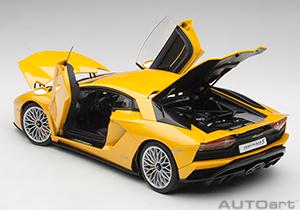 LAMBORGHINI AVENTADOR S