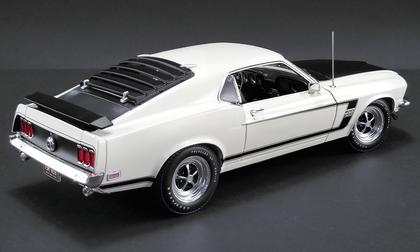 Ford Mustang Boss 302 1969 (missing license plate)