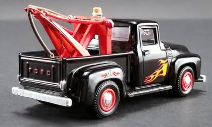 Ford F-100 1956 Wrecker &quot;Gearz - What are your working on&quot;