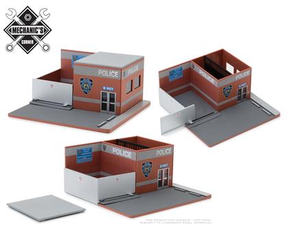 New York City Police Department (NYPD) - Hot Pursuit Central Command Diorama &quot;Mechanic&