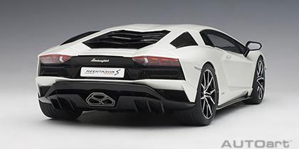 LAMBORGHINI AVENTADOR S