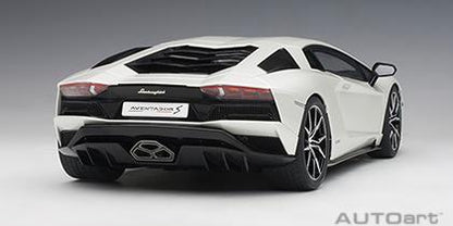 LAMBORGHINI AVENTADOR S