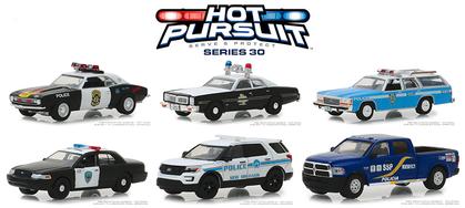 Hot Pursuit Series 30 Set 1:64
