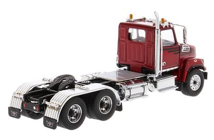 Western Star 4700 SF Tandem Day Cab