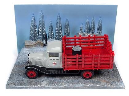 Chevrolet Stake Truck 1930 "Texaco" with Diorama - 