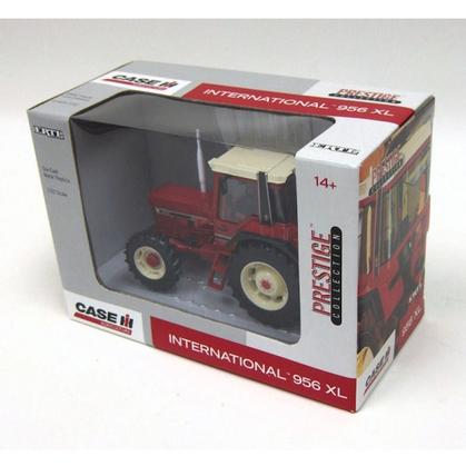 Case IH International 956 XL