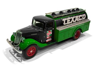 Studebaker Tanker Truck 1939 "Texaco" 