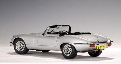 Jaguar E-Type Roadster Series III V12