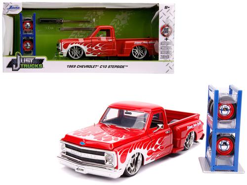 CHEVROLET C-10 PICKUP 1969 WITH EXTRA WHEELS