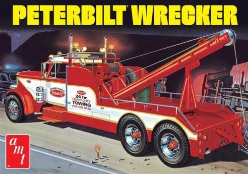 Peterbilt Heavy Duty Wrecker Truck plastic model kit 1/25