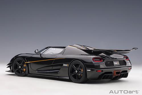 KOENIGSEGG ONE : 1